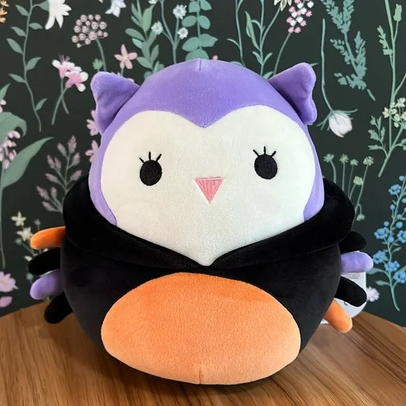 SQUISHMALLOWS Original Holly the Owl in Spider costume!!! Plushie NEW WITH TAGS! - Picture 6 of 12